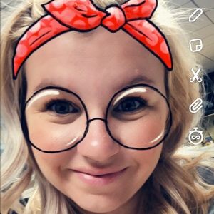 Meet your Posher, Katelynn